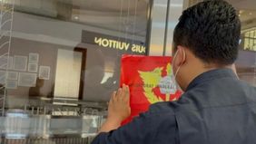 Langkah Direktorat Jenderal Bea dan Cukai Kantor Wilayah Jakarta menyegel sejumlah gerai perhiasan mewah Tiffany & Co. dinilai sebagai bentuk perlindungan terhadap pelaku Usaha Mikro, Kecil, dan Menengah (UMKM) di sektor perhiasan.