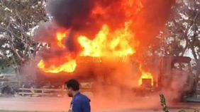 Peristiwa kebakaran truk tangki terjadi di KM 185+000 ruas Tol Cikopo-Palimanan arah Cirebon, Jawa Barat, pada Rabu pagi, 18 Februari 2026. Insiden tersebut langsung ditangani tim gabungan yang terdiri atas pengelola tol, kepolisian.