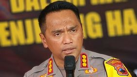 Kepolisian menetapkan Direktur PT Cahaya Wisata Transport sebagai tersangka dalam kasus kecelakaan bus Cahaya Trans di Tol Dalam Kota Semarang, Jawa Tengah, pada 22 Desember 2025, yang menewaskan 16 penumpang.