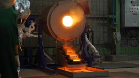 PT Merdeka Gold Resources, Tbk (EMAS), anak usaha dari PT Merdeka Copper Gold, Tbk (MDKA), secara resmi telah melakukan first gold pour (penuangan emas perdana) di Tambang Emas Pani, Kabupaten Pohuwato, Provinsi Gorontalo.