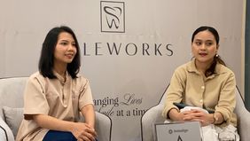 Smileworks Kelapa Gading merupakan klinik gigi premium yang memiliki kecanggihan teknologi di taraf internasional dan memiliki 14 dokter spesialis terkait masalah gigi dan mulut.
