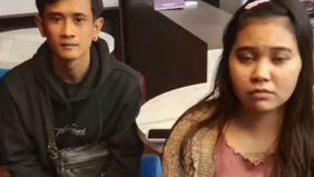 Kasus penyiksaan yang menimpa balita berinisial KRN (4) di Surabaya mengejutkan banyak pihak. Sang paman, Ufa Fahrul Agusti (30), dan bibinya, Sellyna Adika Wahyuni (26), melakukan tindakan yang tak manusiawi terhadap keponakan mereka sendiri.