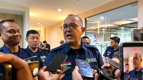  Direktur Utama PT Agrinas Pangan Nusantara, Joao Angelo De Sousa Mota, menegaskan komitmennya untuk mengikuti setiap keputusan pemerintah dan DPR RI terkait polemik impor mobil pikap asal India. Ia menyatakan akan tunduk pada kebijakan negara, terma