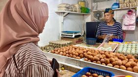Update harga sejumlah komoditas pangan nasional mengalami kenaikan pada perdagangan Rabu 29 Juli 2026. 
