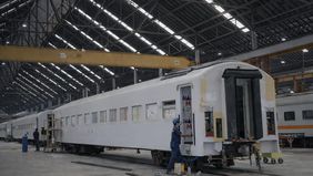 Arus mudik lebaran 2026 menghadirkan nuansa baru bagi pemudik, khususnya yang menggunakan kereta api. Ya, pemudik bisa menikmati layanan baru perkeretaapian Indonesia, yaitu Kereta Ekonomi Kerakyatan.