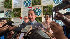 Kementerian Lingkungan Hidup (KLH) membekukan sekitar 80 izin lingkungan dari total 250 unit tambang batu bara dan nikel yang telah dievaluasi.