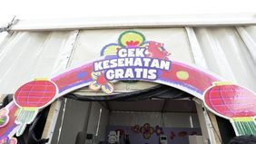 Lapangan Banteng dipadati pengunjung Imlek Festival 2577 sejak sore hari. Perayaan Imlek yang berteapatan dengan Ramadan menjadikan Imlek Festival sebagai tempat ngabuburit alias aktivitas santai sambil menunggu waktu berbuka puasa.