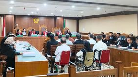 General Manager Enterprise Segmen Financial Management Service PT Telkom periode 2017&ndash;2020, August Hoth Mercyon Purba, dituntut 14 tahun penjara dalam perkara dugaan pembiayaan fiktif yang merugikan keuangan negara ratusan miliar rupiah.