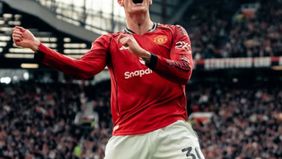 Berdasarkan laporan klasemen dalam laman resmi Liga Primer yang dipantau di Jakarta, Senin, The Gunners kokoh di posisi puncak dengan jarak lima poin dari pesaing terdekat Manchester City yang menghuni peringkat kedua dengan 59 poin.

