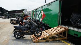 Layanan Angkutan Motor Gratis dengan Kereta Api (MOTIS) kembali diselenggarakan oleh Kementerian Perhubungan melalui Direktorat Jenderal Perkeretaapian dalam rangka menyambut Hari Raya Idul Fitri 1447 H. Hal ini sebagaimana disampaikan oleh Direktur 