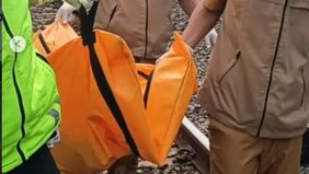 Penanganan awal dilakukan oleh aparat kepolisian yang datang ke lokasi. Anggota Polsek Tulis kemudian berkoordinasi dengan piket Pamapta dan Pawas untuk penanganan lebih lanjut di TKP.