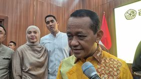 Menteri Energi dan Sumber Daya Mineral (ESDM) Bahlil Lahadalia menyampaikan pemerintah akan mengalihkan sebagian impor minyak mentah (crude) Indonesia dari kawasan Timur Tengah ke Amerika Serikat (AS).