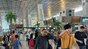 PT Angkasa Pura Indonesia (InJourney Airports) Kantor Cabang Bandara Internasional Soekarno-Hatta mencatat sebanyak 15 penerbangan tujuan Timur Tengah kembali dibatalkan pada Selasa, 3 Maret 2026, menyusul eskalasi konflik di kawasan tersebut.