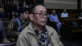 Mantan kru televisi, Tian Bahtiar, menyatakan akan kembali menjalankan profesinya sebagai wartawan setelah divonis bebas dalam perkara dugaan perintangan penegakan hukum pada tiga kasus korupsi.