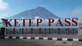 Ketep Pass merupakan destinasi wisata alam di Magelang yang cocok dikunjungi saat liburan mudik Lebaran. Dari ketinggian, pengunjung dapat menikmati udara pegunungan yang sejuk serta panorama luas yang membentang hingga wilayah Jawa Tengah dan Daerah