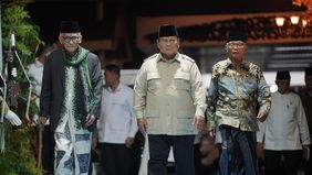 Ustaz Muhammad Subki Al-Bughury memuji kemampuan komunikasi Presiden RI Prabowo Subianto saat menyampaikan pandangannya dalam acara Silaturahmi Presiden Republik Indonesia dengan para kiai dan tokoh organisasi kemasyarakatan Islam di Istana Merdeka,.