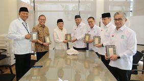 Yayasan Muslim Sinar Mas (YMSM) menyalurkan wakaf sebanyak 2.000 mushaf Alquran sebagai bagian dari upaya memperkuat solidaritas dan kepedulian di kalangan umat Muslim. 