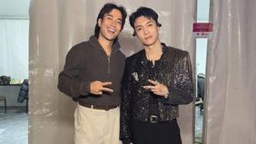 Lay EXO berikan ucapan belasungkawa atas kepergian Vidi Aldiano, yang sempat tergabung dalam satu project kolaborasi.