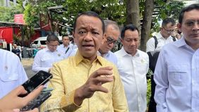 Menteri Energi dan Sumber Daya Mineral Bahlil Lahadalia menyatakan pemerintah akan mempercepat penerapan kebijakan mandatori pencampuran bioetanol dalam bahan bakar minyak (BBM). 