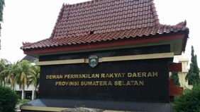 Rencana pengadaan dua unit meja biliar untuk fasilitas rumah dinas pimpinan DPRD Sumatera Selatan mendadak menjadi sorotan publik setelah informasinya ramai beredar di media sosial.