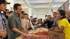 Badan Pusat Statistik (BPS) melaporkan harga cabai rawit masih berada pada level tinggi di berbagai daerah, meskipun jumlah kabupaten/kota yang mengalami kenaikan mulai berkurang.