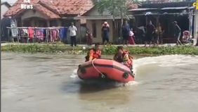 Korban diketahui berinisial RPZ, warga Dusun Mekarsari Desa Karyamulya, Kecamatan Batujaya. Saat kejadian, korban sedang bermain di depan rumah yang berada tepat di pinggir saluran irigasi.