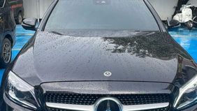 Sekelompok debt collector atau penagih utang mencegat seorang pengemudi mobil di Jalan Gunung Sahari, tepatnya di depan Mangga Dua Square, Kelurahan Ancol, Kecamatan Pademangan, Jakarta Utara, Selasa 10 Maret 2026.