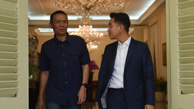 Peneliti sekaligus ahli digital forensik Rismon Sianipar mengundang praktisi di bidang yang sama, Roy Suryo dan tim, untuk melakukan edukasi terbuka guna membuktikan keaslian ijazah Presiden ke-7 Republik Indonesia Joko Widodo dan Wapres Gibran.