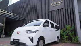 Wuling Serahkan Mitra EV Kepada Dinas Kesehatan DKI Jakarta dan Kitabisa.
