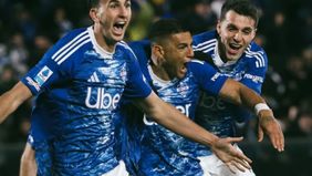 Pada pertandingan ini Como bangkit berkat gol dari Anastasios Douvikas dan Diego Carlos, sedangkan AS Roma sempat unggul terlebih dahulu melalui Donyell Malen, demikian catatan Serie A.