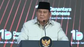 Sebuah video berdurasi 25 detik yang beredar di media sosial Facebook menampilkan sosok Presiden Indonesia, Prabowo Subianto, seolah-olah sedang menyampaikan pengumuman terkait Tunjangan Hari Raya (THR) kepada masyarakat.