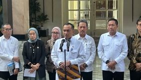 Menteri Sekretaris Negara Prasetyo Hadi mengungkapkan pemerintah tengah melakukan evaluasi menyeluruh terhadap desain dan postur aparatur sipil negara (ASN) sebagai bagian dari upaya mendukung program prioritas Presiden Prabowo Subianto