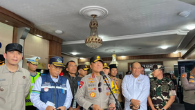 Wakil Kepala Kepolisian Negara Republik Indonesia (Wakapolri) Komisaris Jenderal Polisi Dedi Prasetyo menyampaikan bahwa kondisi arus lalu lintas di Pelabuhan Bakauheni, Lampung, pada H-4 Lebaran 2026 terpantau dalam keadaan lancar.