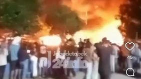 Barang-barang di lokasi berbahan mudah terbakar