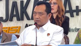 Polri dan TNI sama-sama menggelar konferensi pers terkait kasus penyiraman air keras terhadap aktivis KontraS, di waktu yang hampir bersamaan