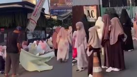 Suasana Salat Idul Fitri di Depok digelar 19 Maret 2026, sejumlah umat Islam dibuat takjub.