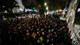 Menyertai kunjungan kerja Presiden Prabowo Subianto ke Sumatra, pemerintah menyalurkan bantuan sembako kepada masyarakat di Sumatra Utara pada malam takbiran Idulfitri