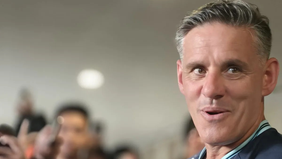 Persatuan Sepak Bola Seluruh Indonesia resmi mengumumkan komposisi tim kepelatihan Tim Nasional (Timnas) senior Indonesia yang dipimpin oleh pelatih kepala John Herdman.