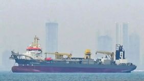 Dua kapal tanker Republik Indonesia yang sempat tertahan di Selat Hormuz akhirnya resmi mendapat lampu hijau dari Iran untuk melintas keluar.