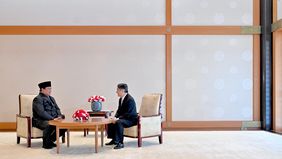 Prabowo Subianto melakukan kunjungan kehormatan kepada Kaisar Jepang Naruhito di Istana Kekaisaran Jepang, Tokyo. 