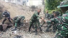 Pascagempa bumi berkekuatan magnitudo 7,6 yang mengguncang Provinsi Sulawesi Utara pada Kamis 2 April 2026, TNI bergerak cepat dengan mengerahkan prajurit ke sejumlah wilayah terdampak untuk membantu penanganan bencana.