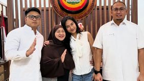 Azizah Salsha diduga membuka pintu damai untuk Bigmo terkait kasus dugaan pencemaran nama baik.