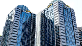 PT Bank Mandiri (Persero) Tbk mencatat penyaluran kredit infrastruktur mencapai Rp491,63 triliun hingga Februari 2026. Angka tersebut menunjukkan pertumbuhan signifikan sebesar 30,8 persen secara tahunan (year on year/yoy).