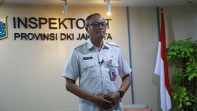 Pemerintah Provinsi (Pemprov) DKI Jakarta mengambil langkah tegas dengan menonaktifkan Lurah Kalisari setelah hasil pemeriksaan Inspektorat menemukan dugaan penyimpangan dalam penanganan pengaduan masyarakat. 
