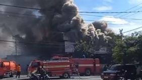 Hingga berita ini diturunkan, belum ada keterangan resmi dari pihak berwenang terkait penyebab kebakaran maupun dampak yang ditimbulkan.