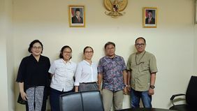 Asosiasi Media Siber Indonesia mendesak Dewan Pers untuk memberikan perlindungan kepada media online Magdalene yang dinilai telah memenuhi syarat sebagai perusahaan pers sesuai Undang-Undang Nomor 40 Tahun 1999 tentang Pers.