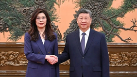 Presiden China Xi Jinping bertemu Ketua Partai Kuomintang (KMT) Taiwan Cheng Li-wun di Beijing pada Jumat, 10 April 2026, dengan isu unifikasi menjadi salah satu topik utama pembahasan.