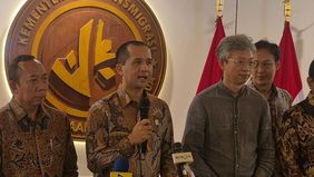 Menteri Transmigrasi (Mentrans) Iftitah Sulaiman Suryanagara menyebut, pemerintah China bahkan siap menjadi pembeli untuk komoditas durian dari kawasan transmigrasi.
