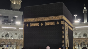 Pemerintah Arab Saudi melalui Kementerian Dalam Negeri resmi memberlakukan pembatasan akses masuk ke Makkah bagi siapa pun yang tidak memiliki izin resmi, mulai Senin, 13 April 2026.