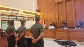 Oditur Militer dari Oditurat Militer II-07 Jakarta, Mayor (Chk) Wasinton Marpaung, membeberkan alasan penolakan terhadap permintaan penggabungan berkas perkara para terdakwa dalam kasus dugaan penculikan dan pembunuhan seorang kepala cabang bank.